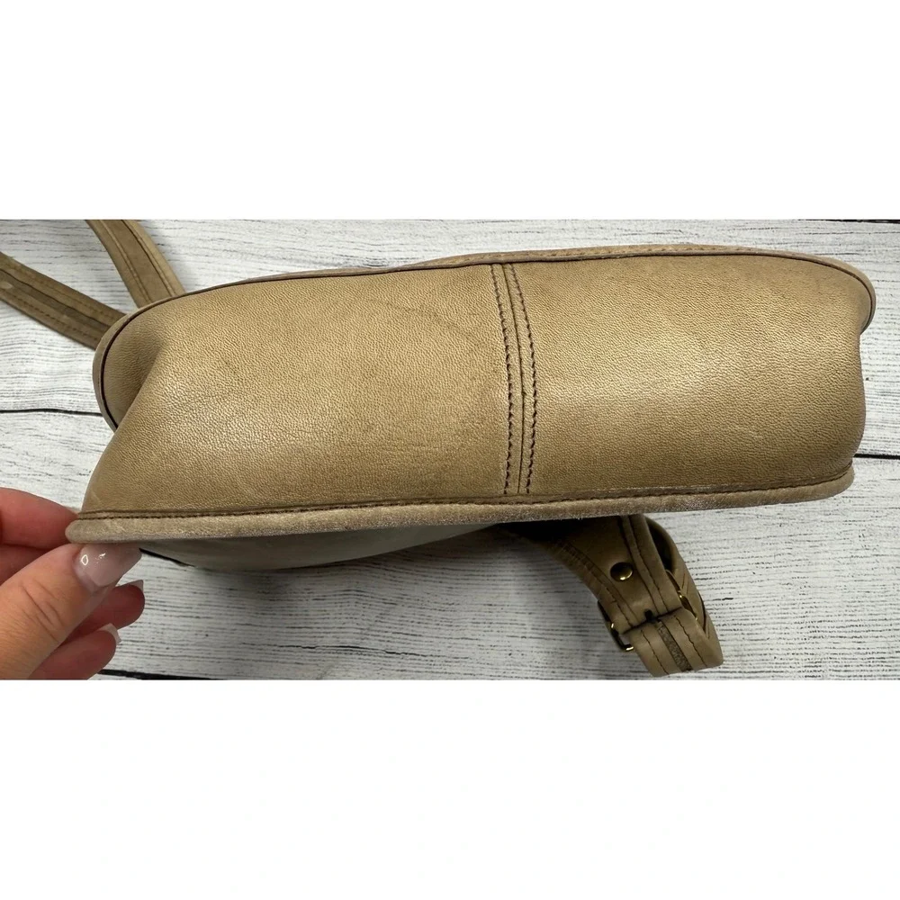 Vintage Coach Leatherwear Saddle Bag Tan Leather‎ Crossbody Shoulder Bag - Picture 7 of 8